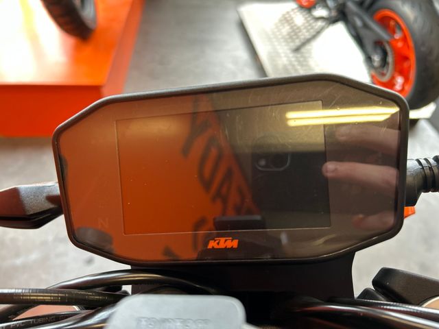 ktm - 790-duke