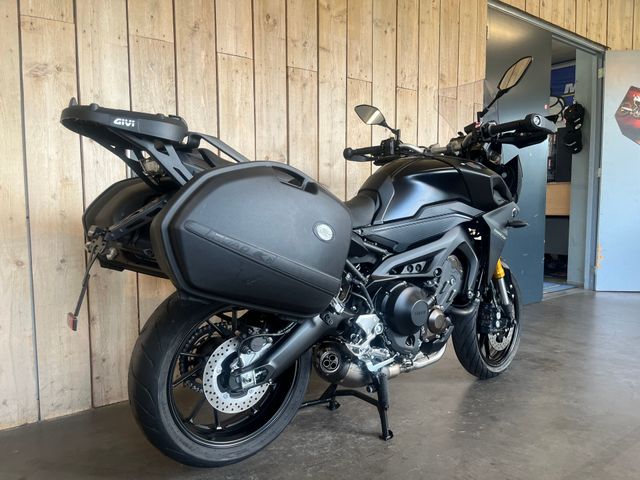 yamaha - tracer-900-abs