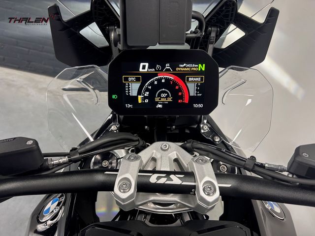 bmw - r-1300-gs-triple-black