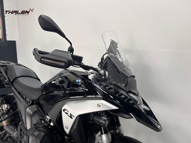 bmw - r-1300-gs-triple-black