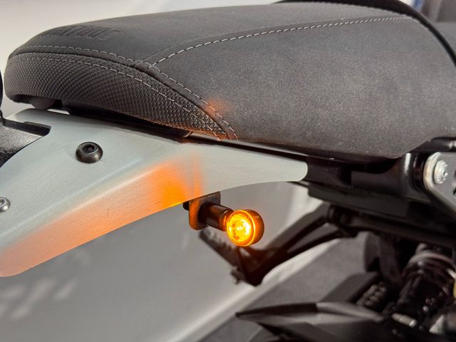 yamaha - xsr-900-abs