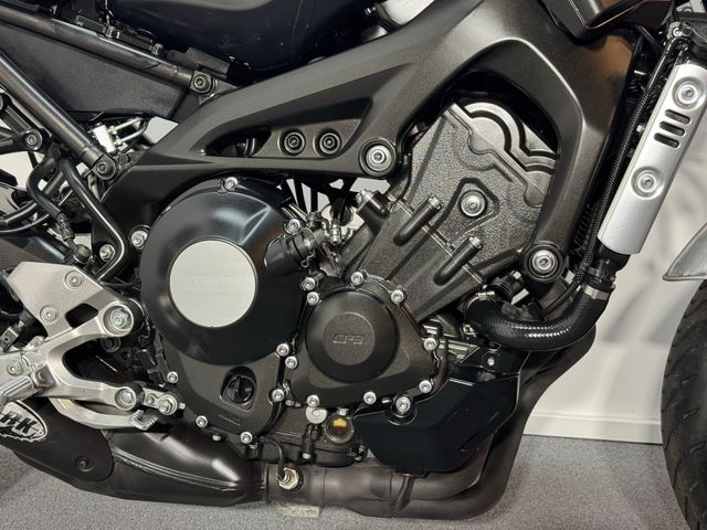 yamaha - xsr-900-abs