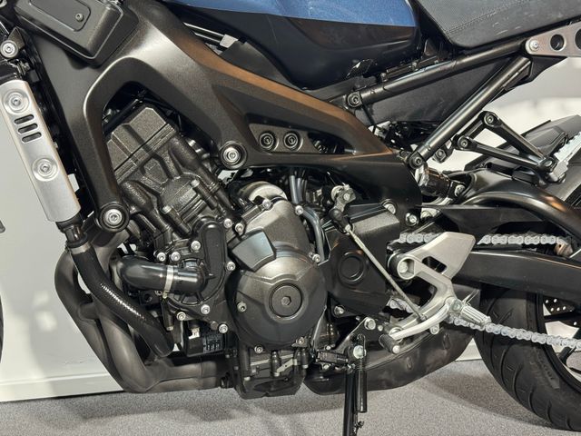 yamaha - xsr-900-abs