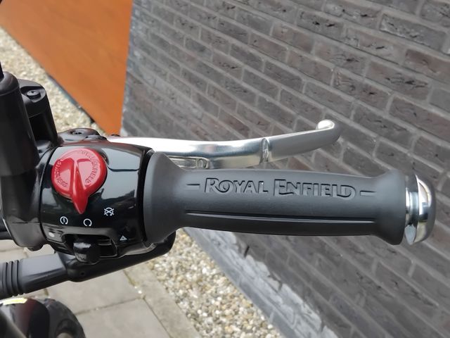 royal-enfield - bear-650