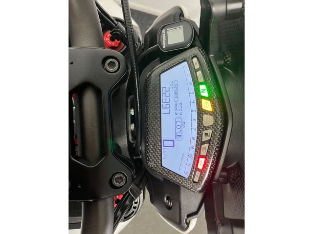 ducati - hypermotard-821