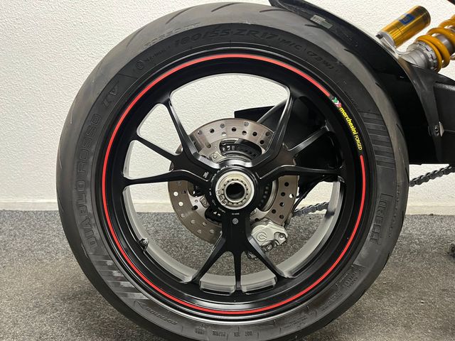 ducati - hypermotard-821