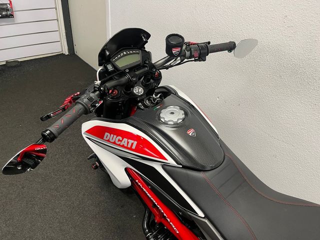 ducati - hypermotard-821