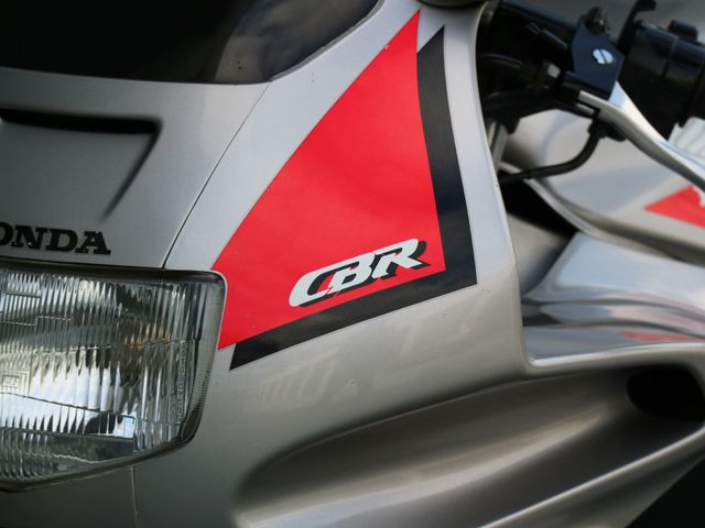 honda - cbr-600-f