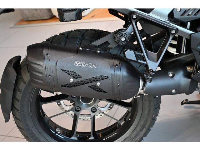bmw - r-1300-gs-adventure