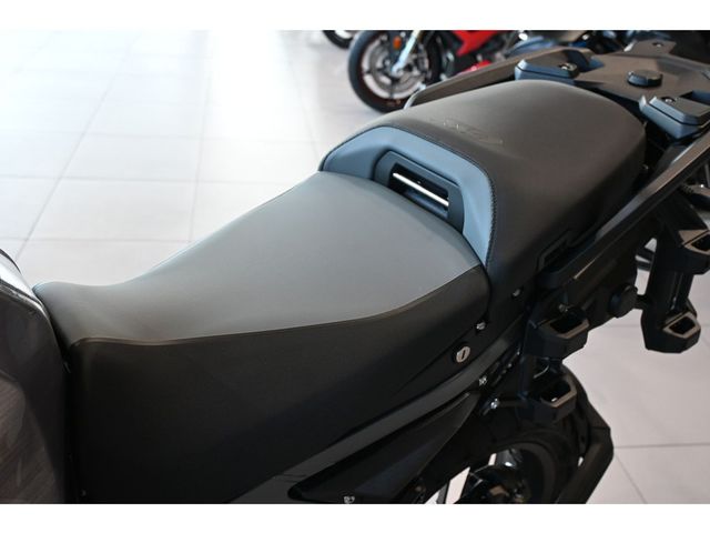 bmw - r-1300-gs-adventure