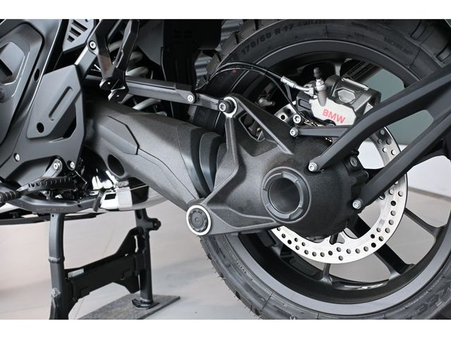 bmw - r-1300-gs-adventure
