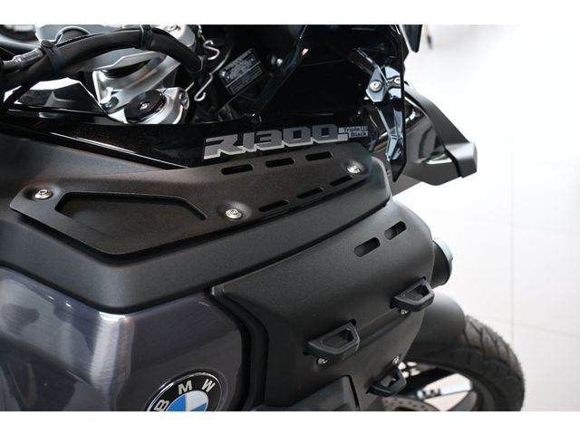 bmw - r-1300-gs-adventure