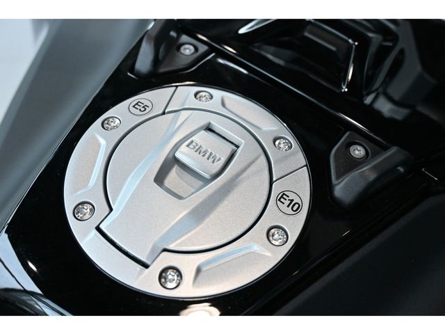 bmw - r-1300-gs-adventure
