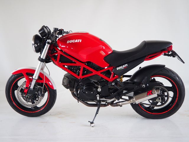 ducati - m-695