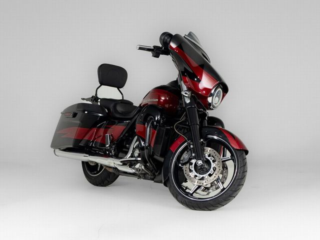 harley-davidson - cvo-street-glide