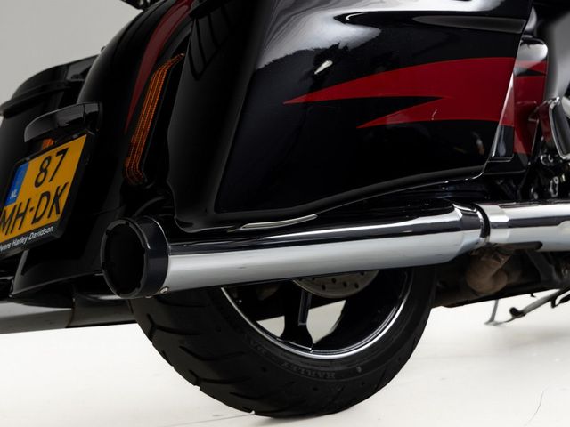 harley-davidson - cvo-street-glide