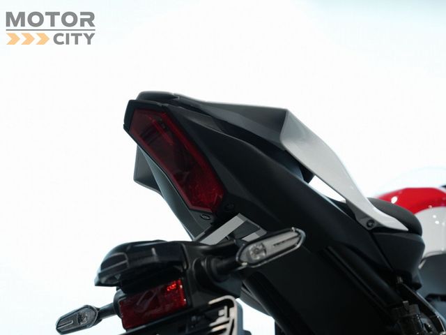 yamaha - yzf-r7-world-gp-60th-anniversary