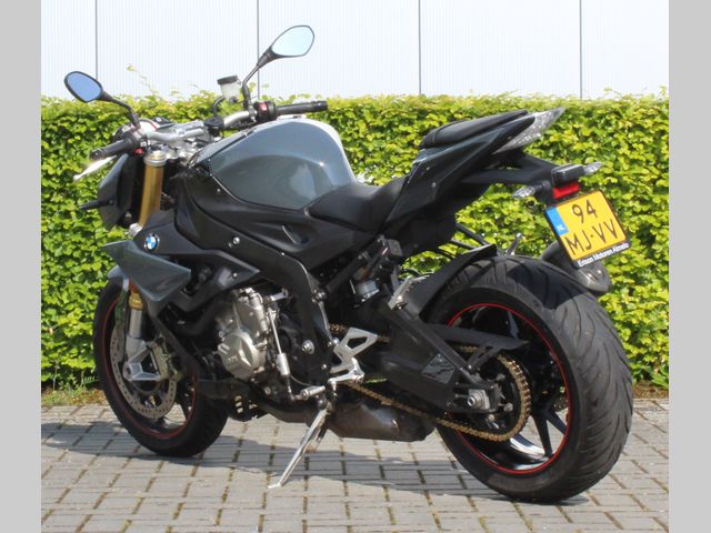 bmw - s-1000-r