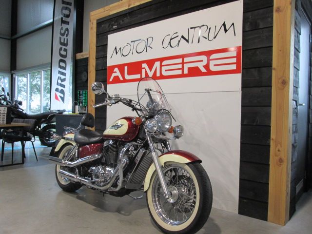 honda - vt-1100-c2-shadow