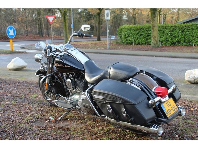 harley-davidson - road-king-flhr