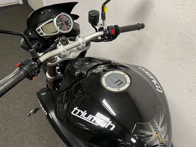 triumph - speed-triple-1050-abs