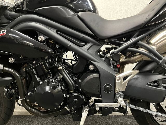 triumph - speed-triple-1050-abs