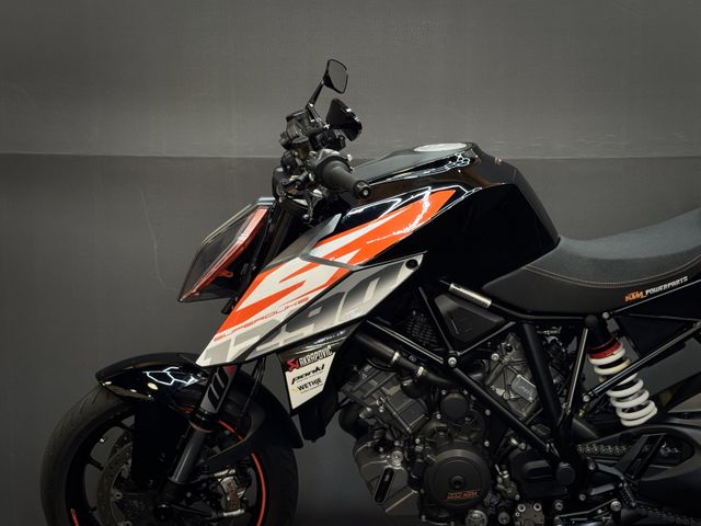 ktm - 1290-super-duke-r
