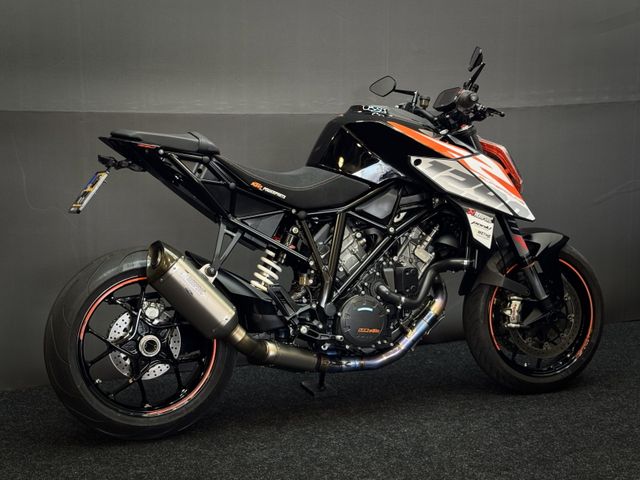 ktm - 1290-super-duke-r