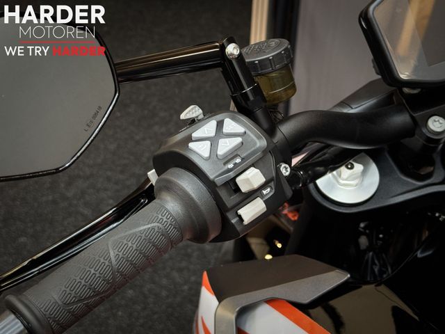 ktm - 1290-super-duke-r