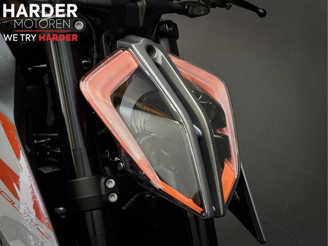 ktm - 1290-super-duke-r