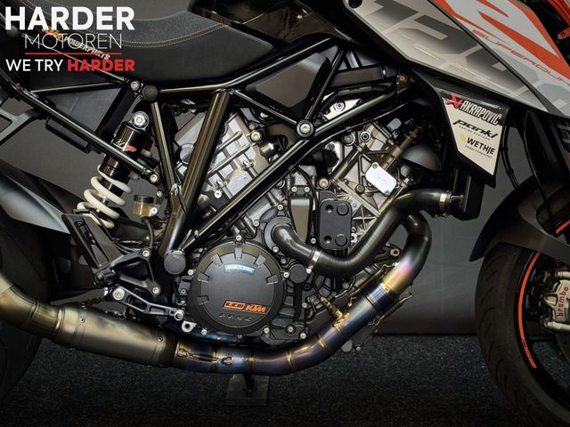 ktm - 1290-super-duke-r