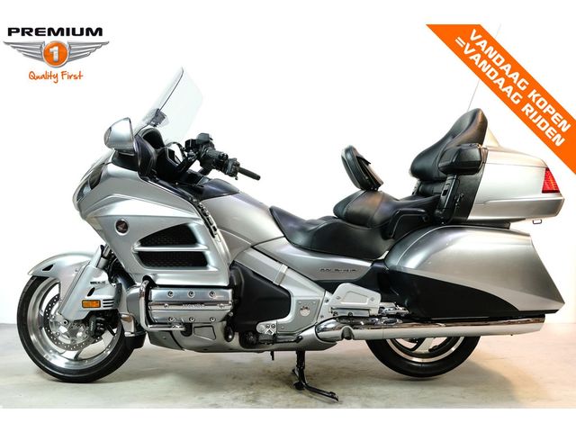 honda - gl-1800-goldwing