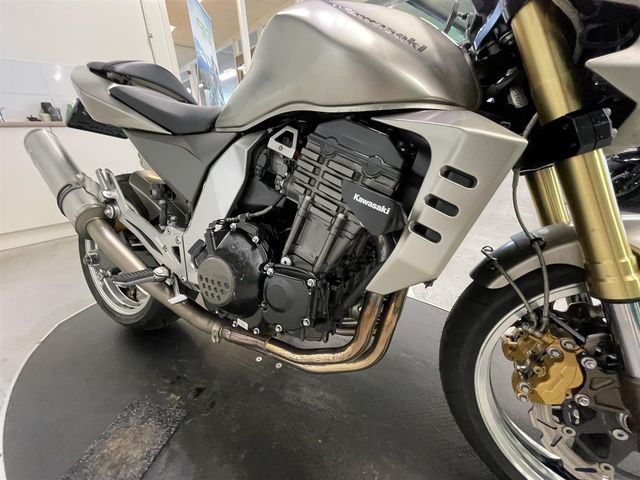 kawasaki - z1000