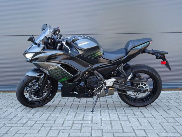 kawasaki - ninja-650