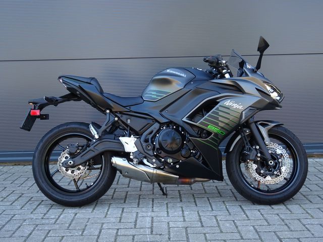 kawasaki - ninja-650