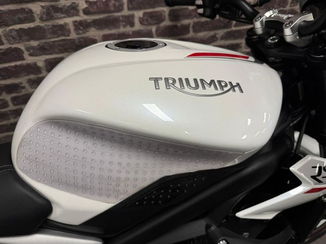 triumph - street-triple-rs
