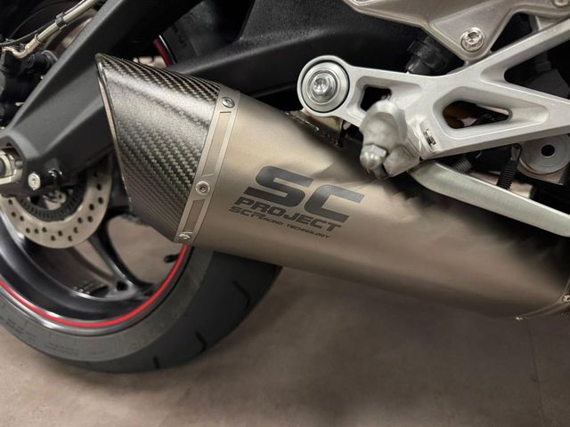 triumph - street-triple-rs