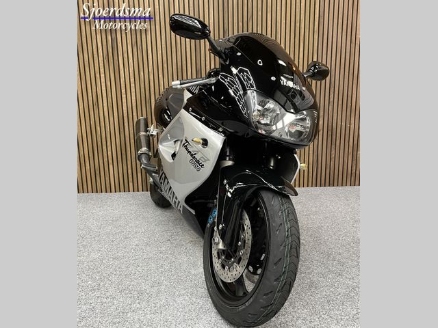 yamaha - yzf-1000-r-thunderace