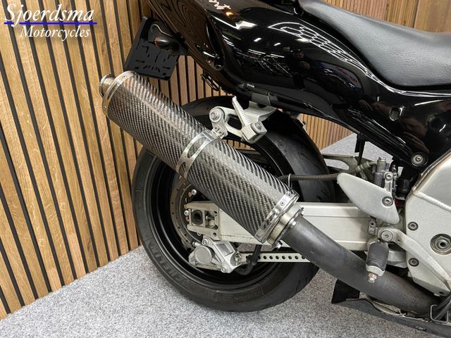 yamaha - yzf-1000-r-thunderace