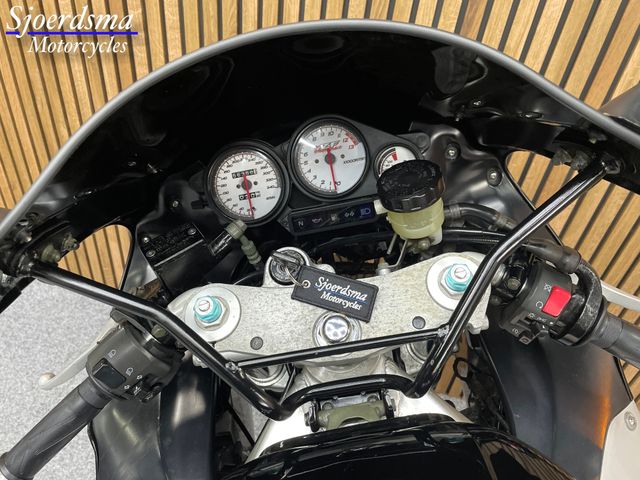 yamaha - yzf-1000-r-thunderace