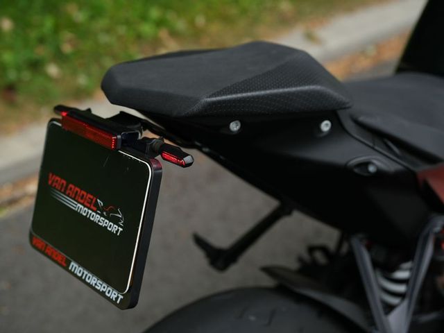 ktm - 1390-super-duke-r-evo