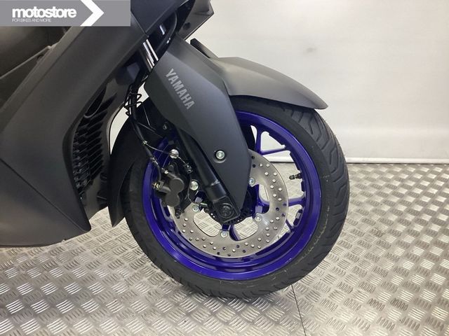 yamaha - x-max-300-abs