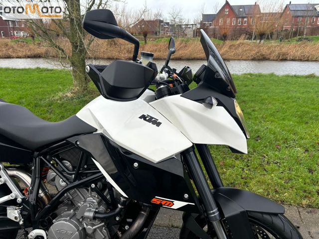 ktm - 990-supermoto-t