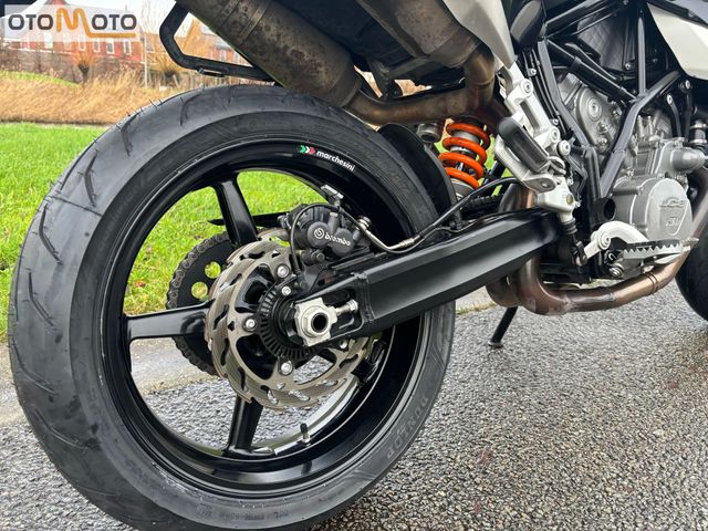 ktm - 990-supermoto-t