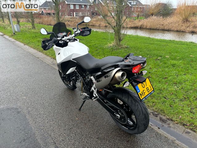 ktm - 990-supermoto-t