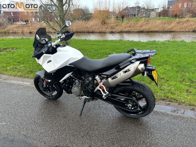 ktm - 990-supermoto-t