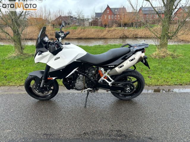 ktm - 990-supermoto-t