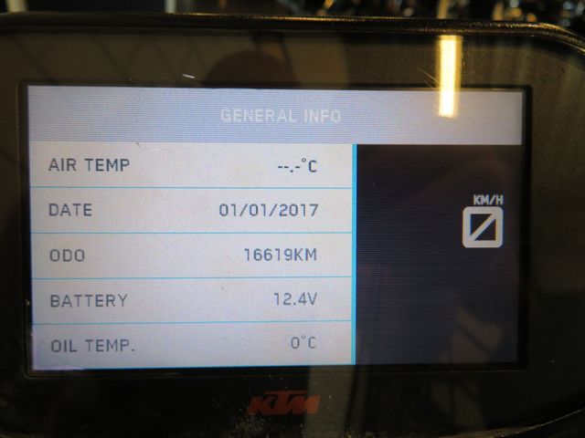 ktm - 1290-super-duke-r