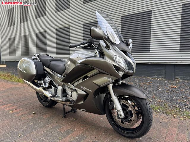 yamaha - fjr-1300