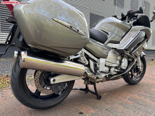 yamaha - fjr-1300